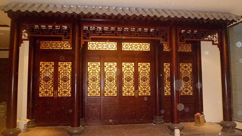 唐山喜迎门中式木作为大家介绍传统中式门窗的种类
